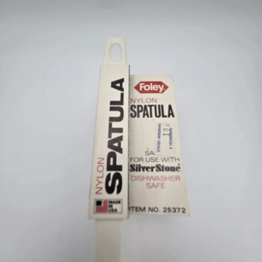 Vintage Foley Heat Resistant Nylon White Spatula NEW